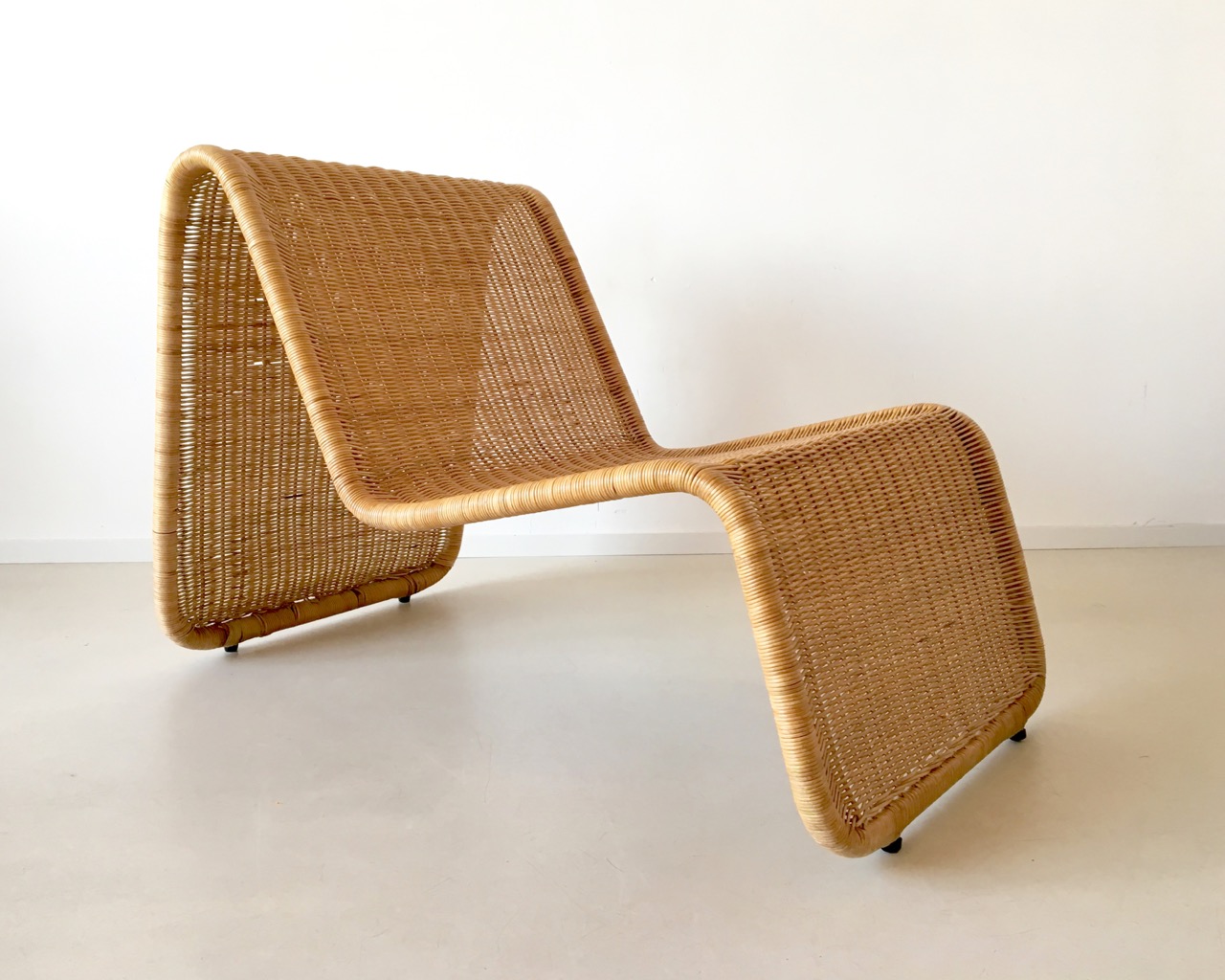 tito agnoli p3 lounge chair